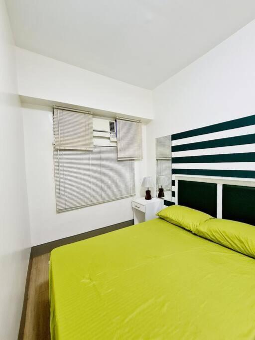 Modern & Spacious 2br With Netflix & Pool Acess In San Juan Manila