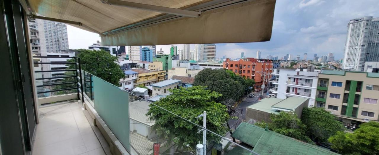 Poblacion Penthouse With Private Roofdeck Apartment