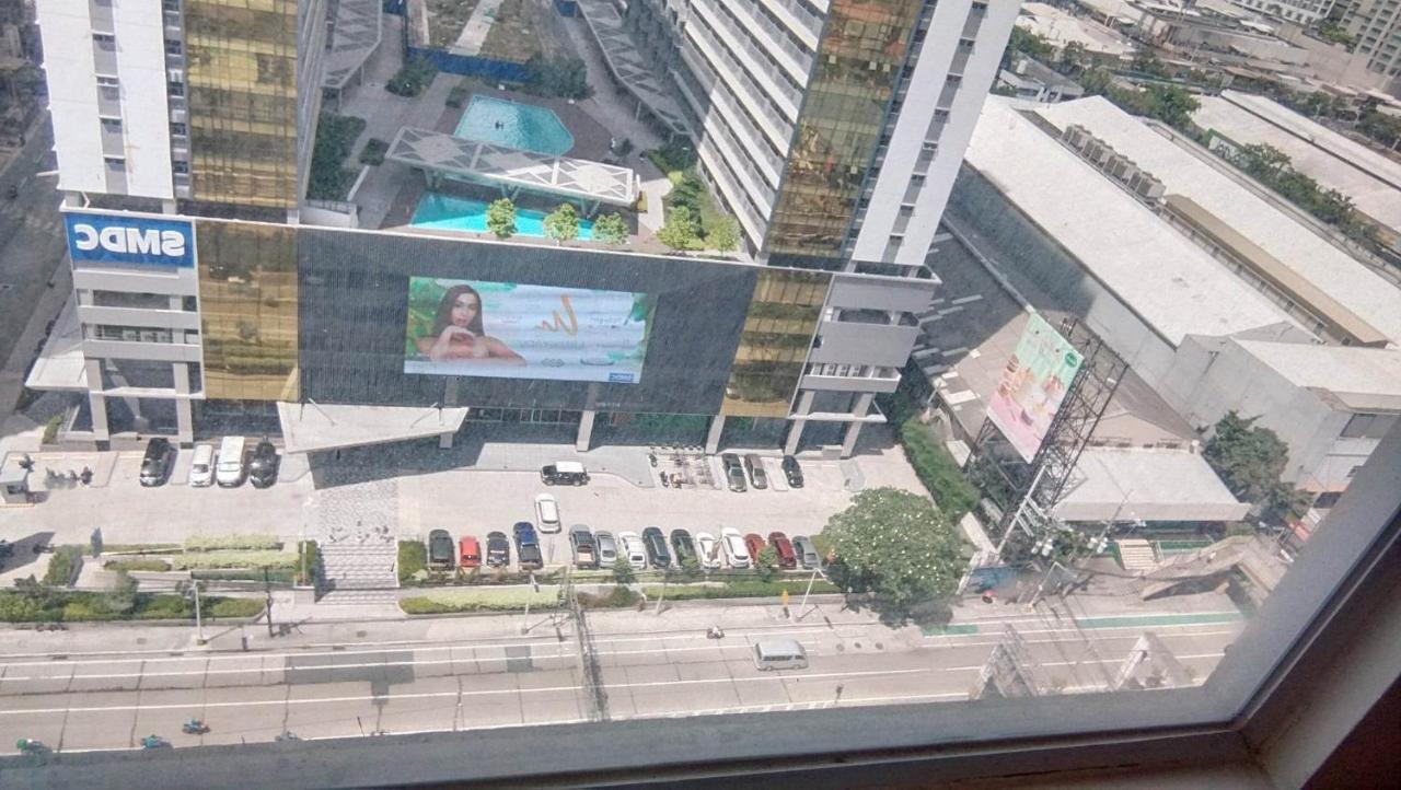 Jjmc Place Highway Hills Deca Edsa Apartment