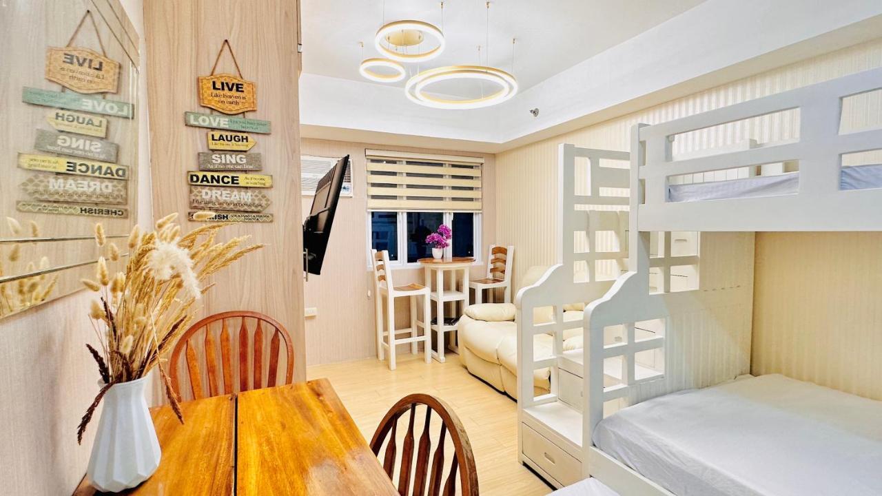 Cozy Staycation By Paris Manila