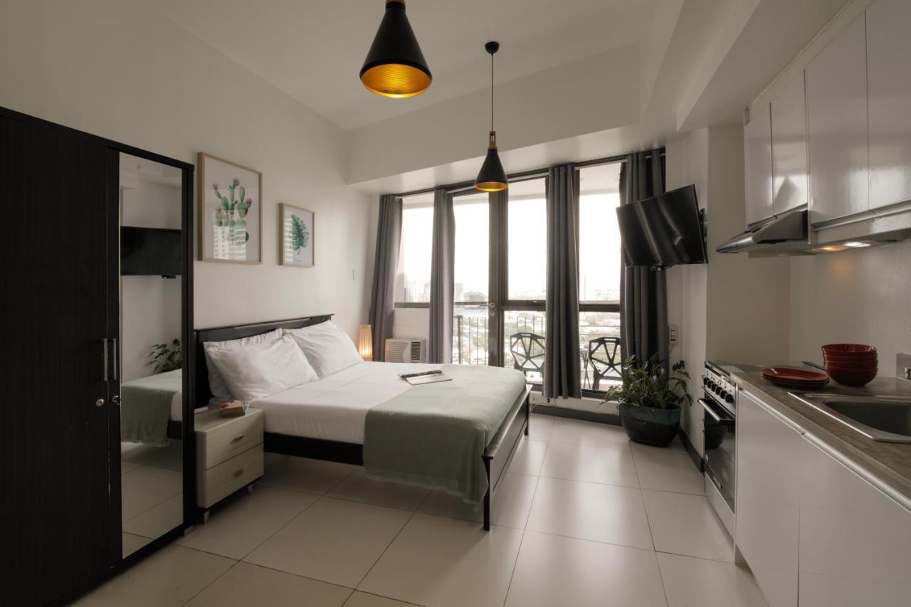 Kl Tower Makati By Ph Staycation Apartment *
