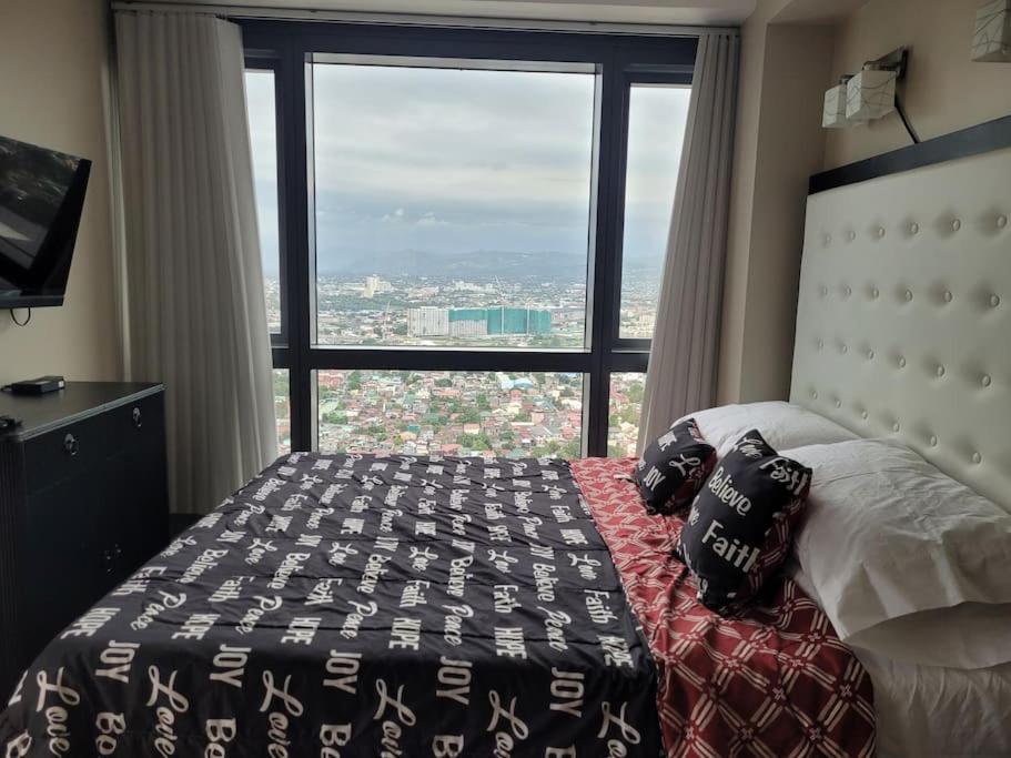 Apartment Cozy 1-bedroom With Stunning View