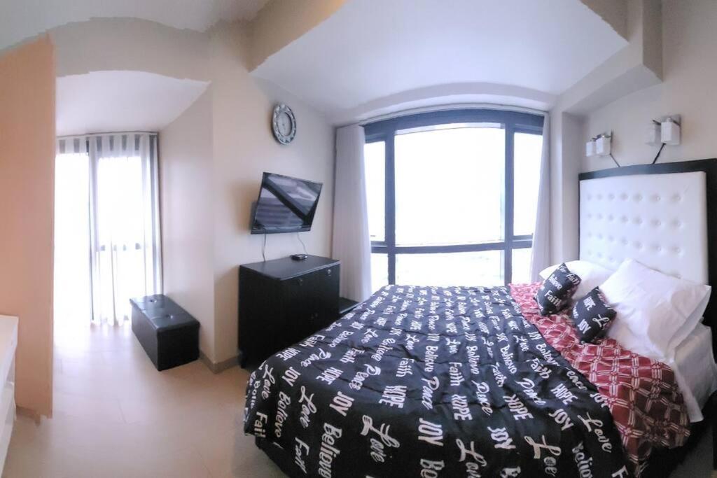 Apartment Cozy 1-bedroom With Stunning View *