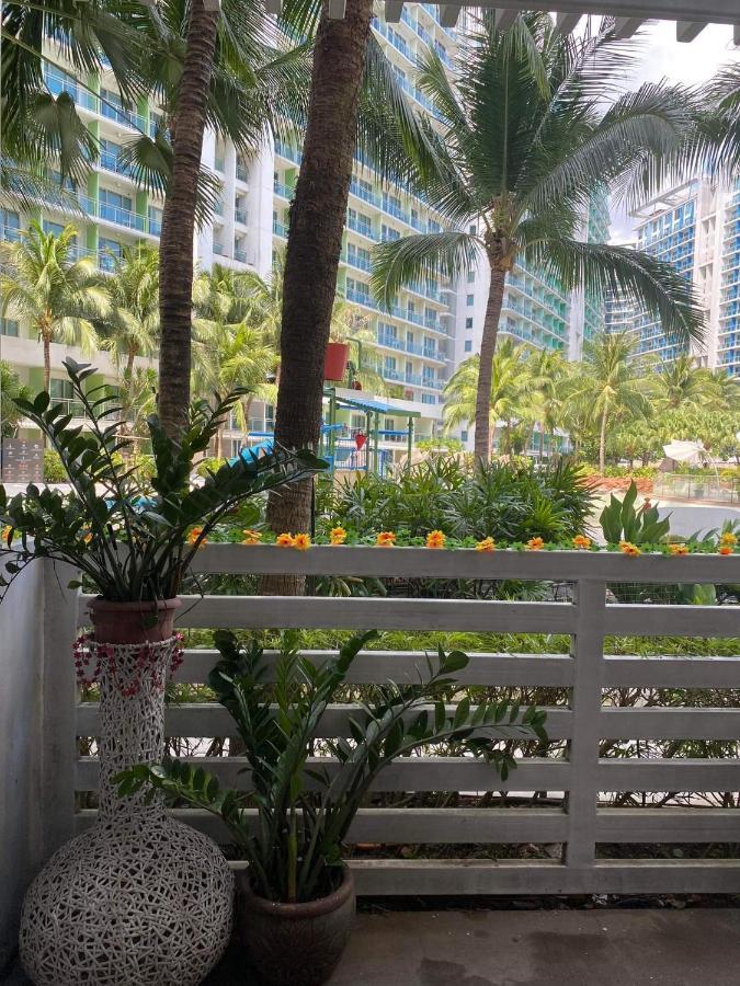 Azure 2bedrooms Beachfront/beachview Manila