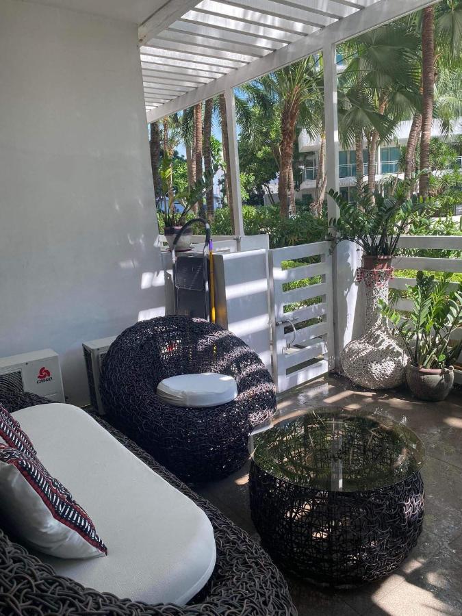 Azure 2bedrooms Beachfront/beachview Apartamento