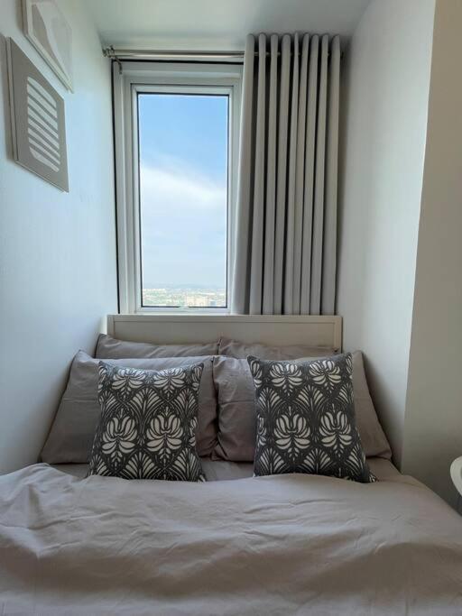2-bedroom Unit * Manila