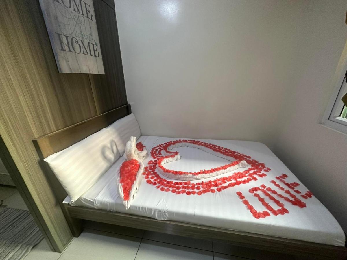 Staycation At Residences Aparthotel