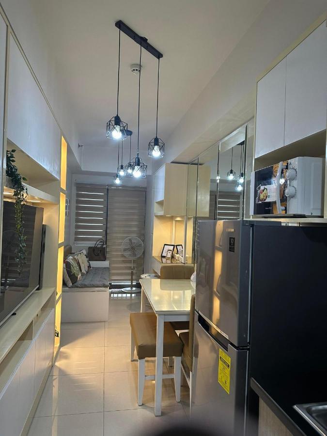 Mel And Rose Place In S Residences Tower 1 Moa Apartment