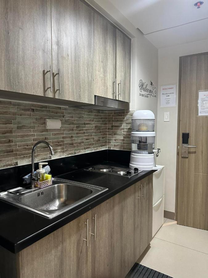 Mel And Rose Place In S Residences Tower 1 Moa