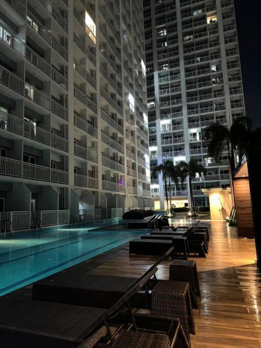 Night Blink Staycation And * Manila