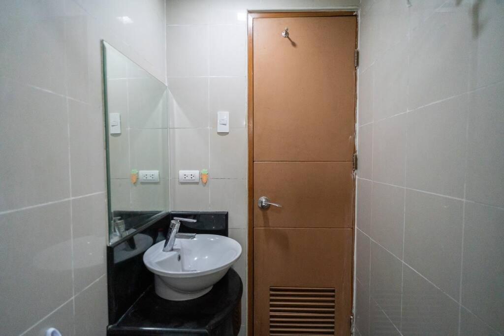 A2j Executive Near Venice Mall Bgc Taguig