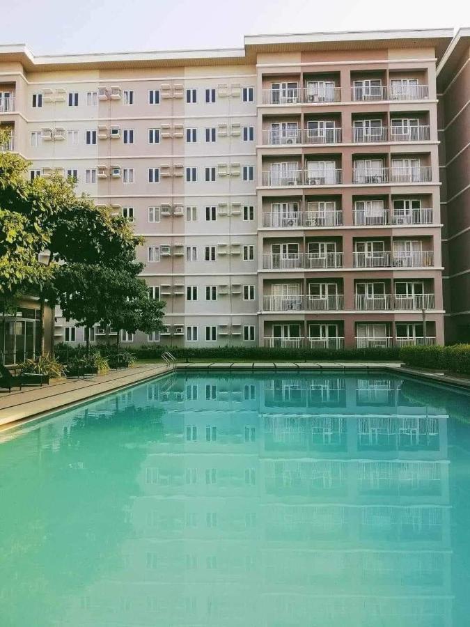 Trees In Quezon With Balcony.