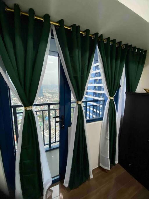 Apartment Royal Victorian In Makati