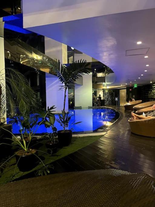 Lovely & Stylish 2br At The Gramercy Makati *