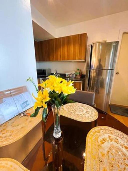 Lovely & Stylish 2br At The Gramercy Makati * Manila