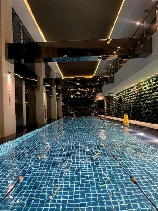 Lovely & Stylish 2br At The Gramercy Makati Apartment Manila