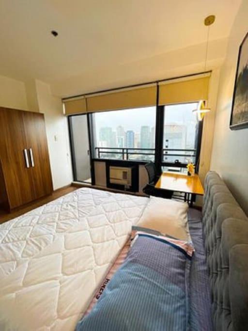 Lovely & Stylish 2br At The Gramercy Makati *