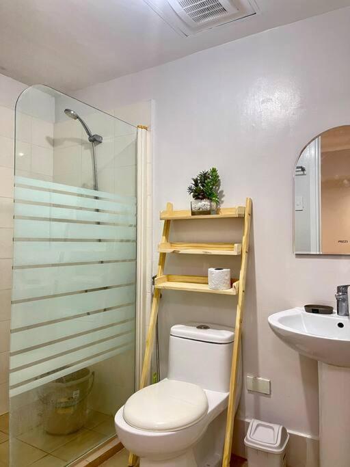 Apartment 2br New In Bgc *