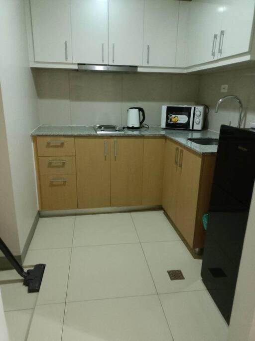 Bgc Uptown Mall Apartment *