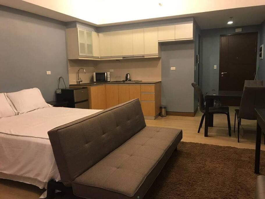 Apartment Mckinley Bgc Manila