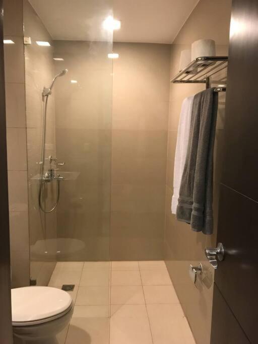 Mckinley Bgc Apartment *