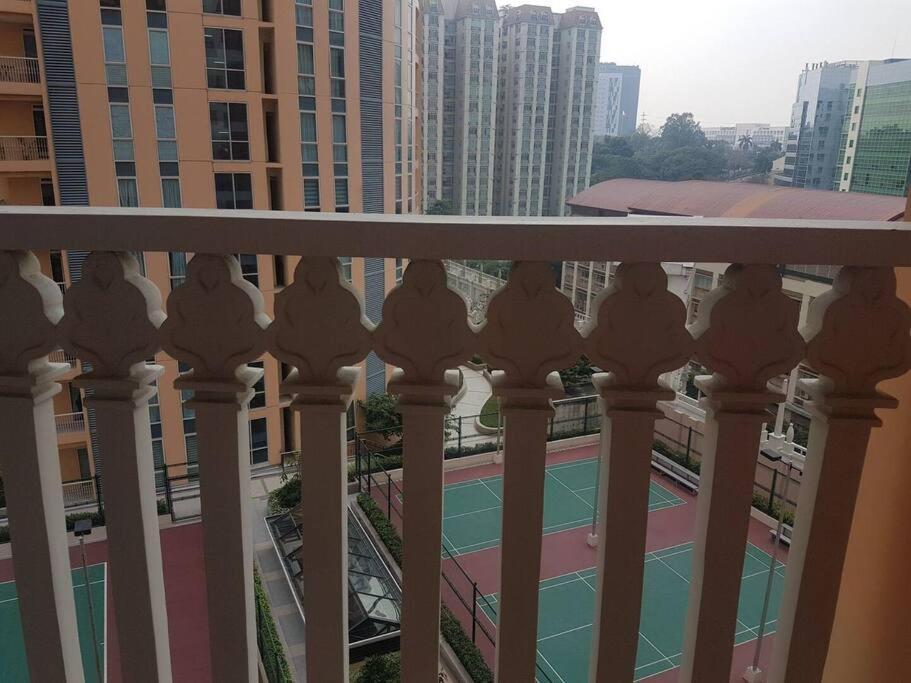Apartment Mckinley Bgc *