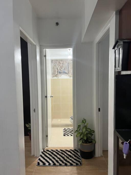 Aparthotel Convenient 2-bedroom Unit In The Metro Manila