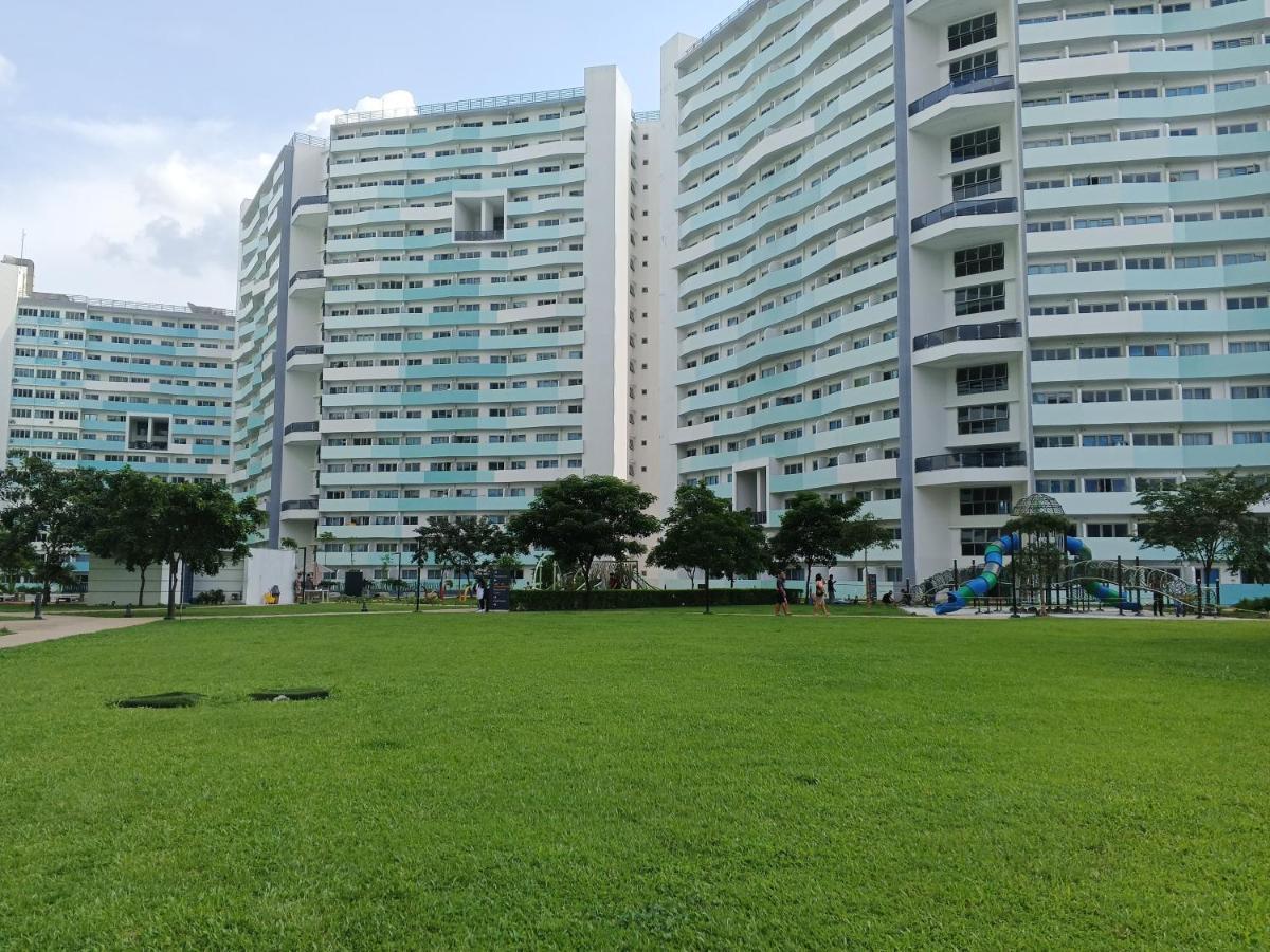 Staycation At The Residences At Commonwealth