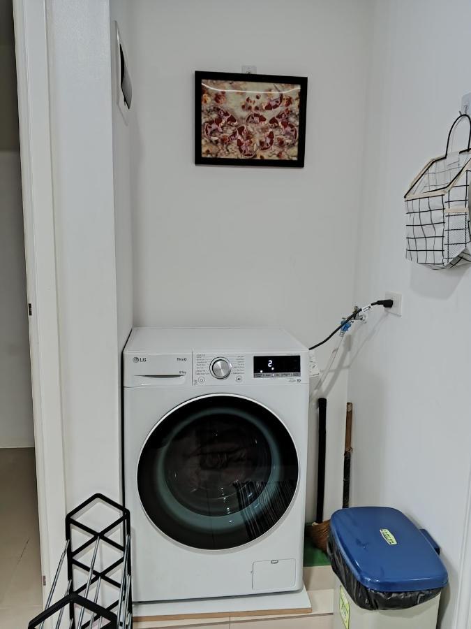 Aparthotel Staycation At The Residences At Commonwealth