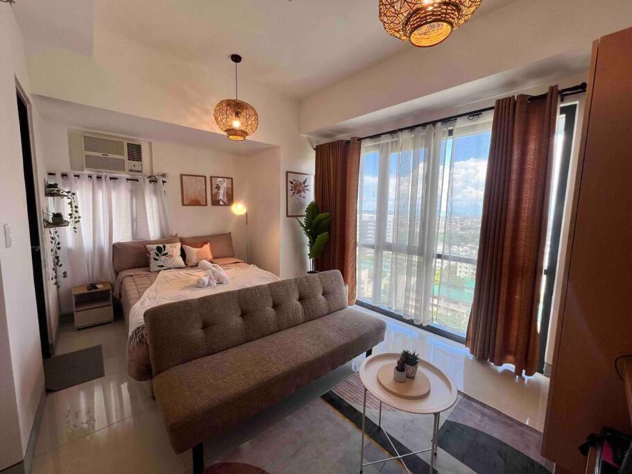 Apartment Unit Viceroy Residences Mckinley Hill Bgc Manila