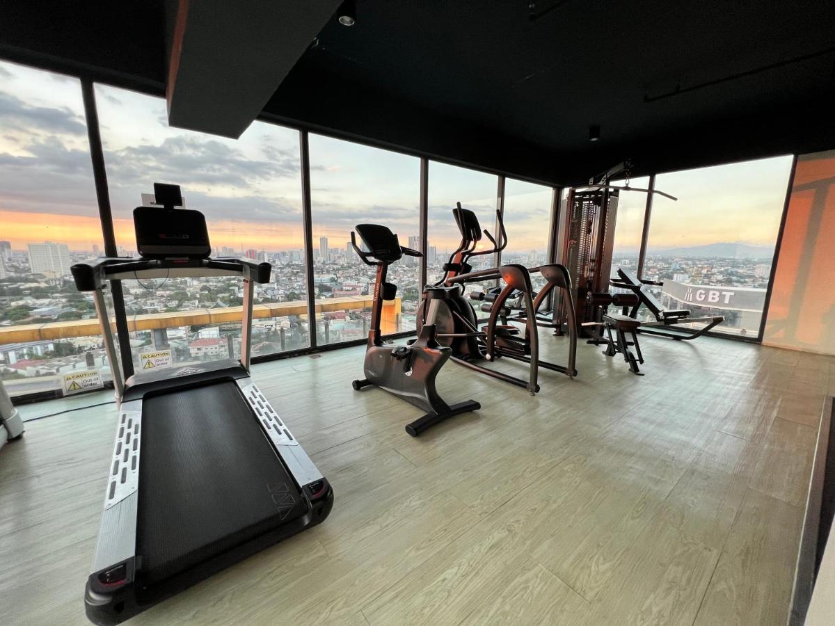 Cozy Spacious Hotel Type Condo With Ps5 Smart Tv And Wifi Manila