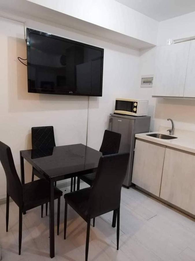 Aparthotel Azure Staycation With Wavepool & White Sand Beach Manila