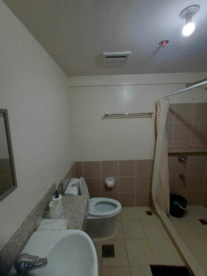 Acacia Estates Taguig Aparthotel