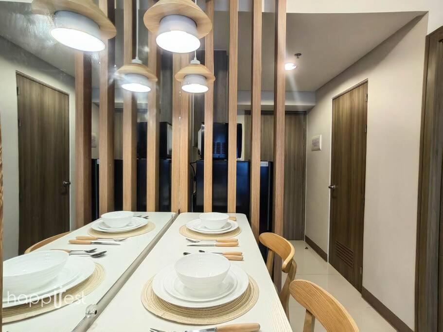 Apartment Happirest At Coast Residences, Pasay - 1 Bedroom With Balcony