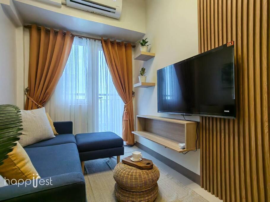 Apartment Happirest At Coast Residences, Pasay - 1 Bedroom With Balcony Manila