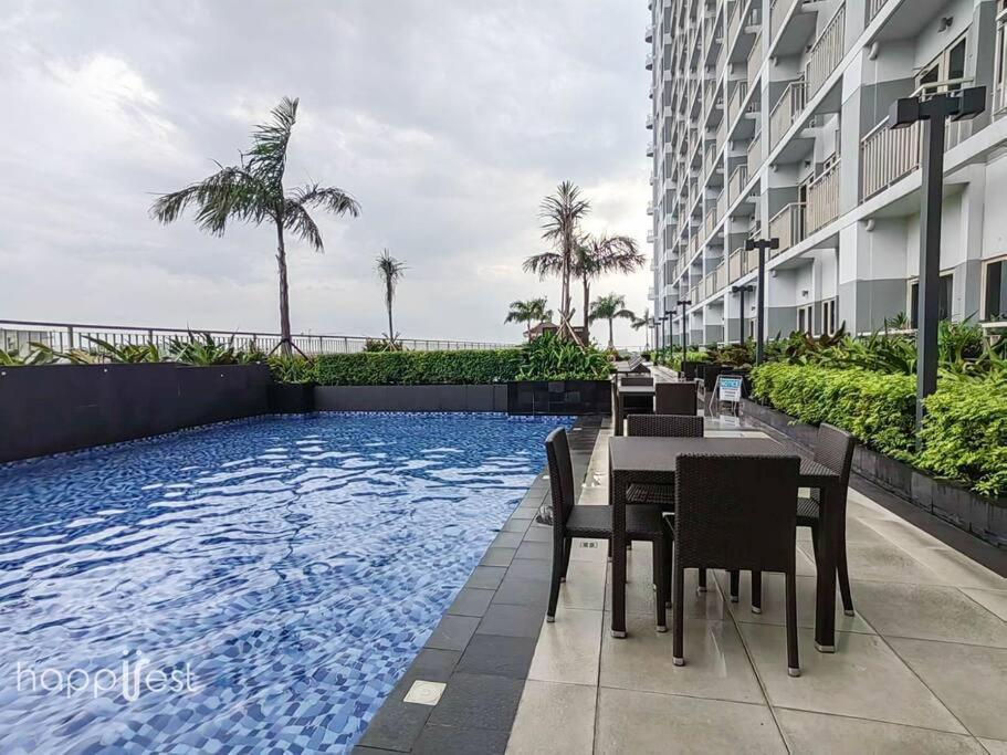 Happirest At Coast Residences, Pasay - 1 Bedroom With Balcony Apartment *