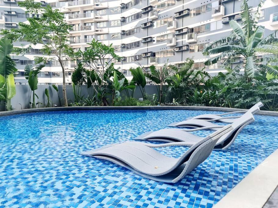 Air Residences 50th Apartment Manila