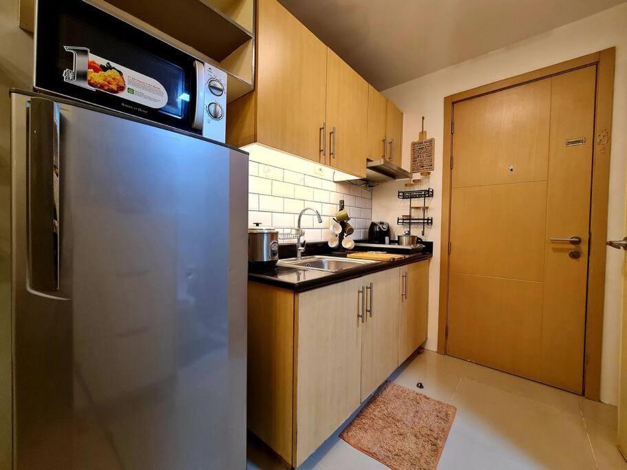 Grass Residences 26th/f T3 * Manila