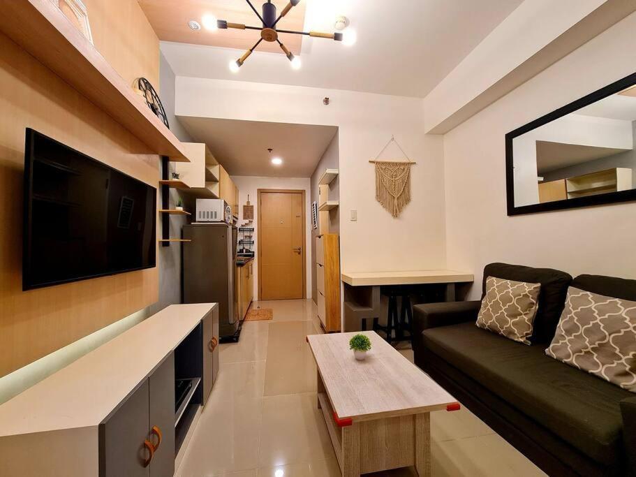 Grass Residences 26th/f T3 Apartment Manila