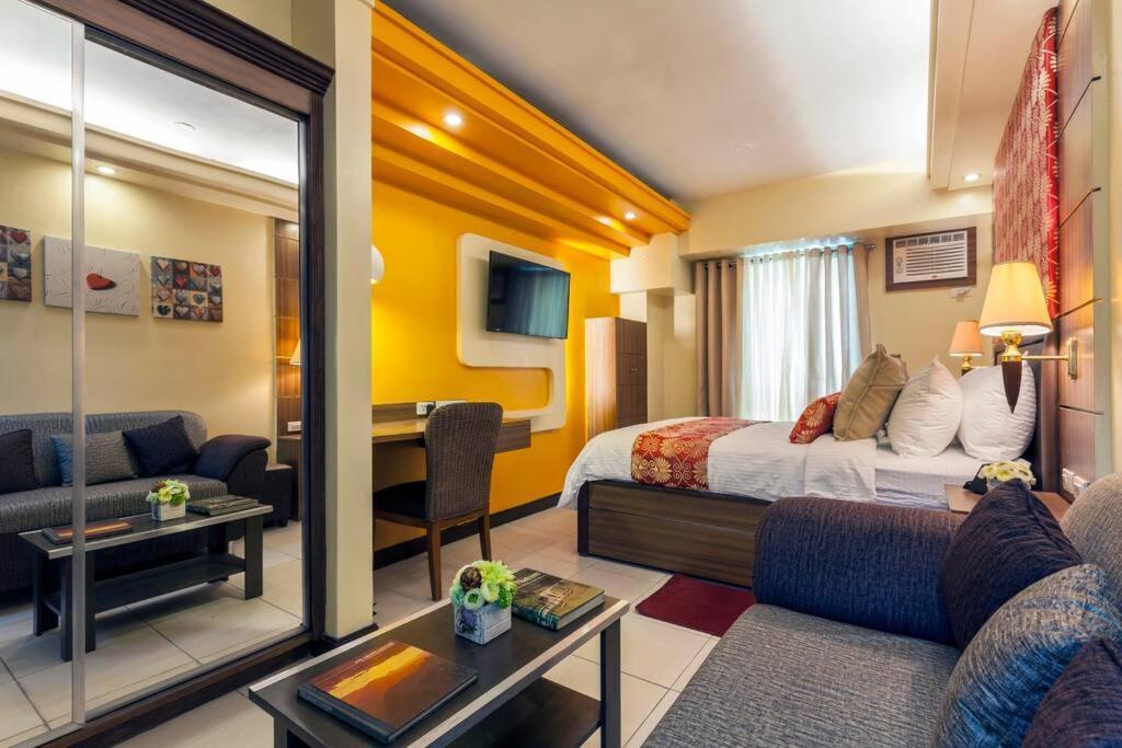 Tivoli Garden Residences - Iris Tower