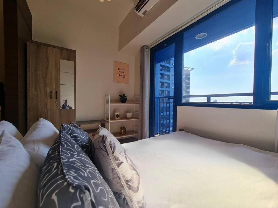 Air Residences 50th Manila