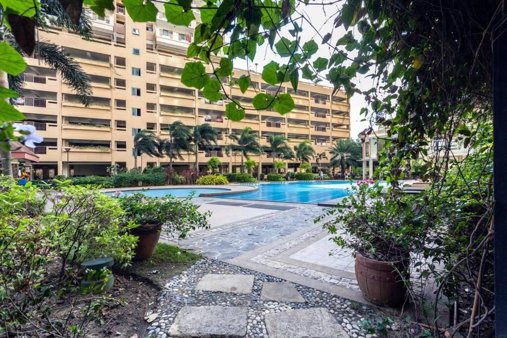 Tivoli Garden Residences - Iris Tower *