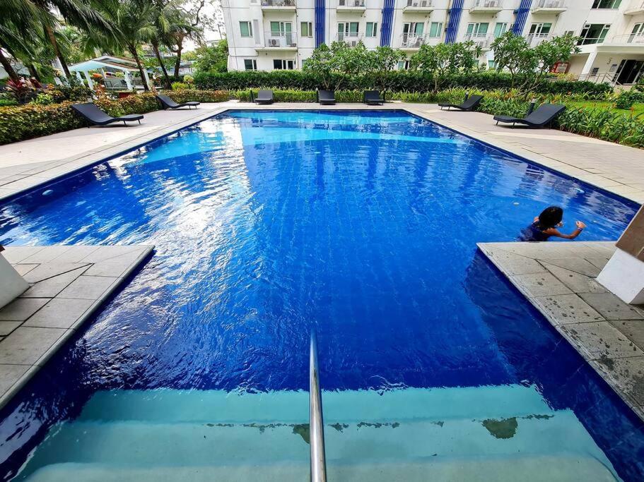 Grass Residences 26th/f T3 Manila