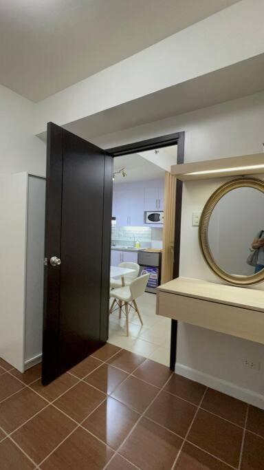 1br Unit At The Rochester Apartment Manila