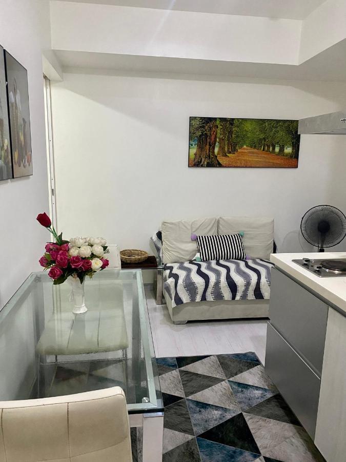 Azure Sm/city View 2 Bedrooms Apartment *