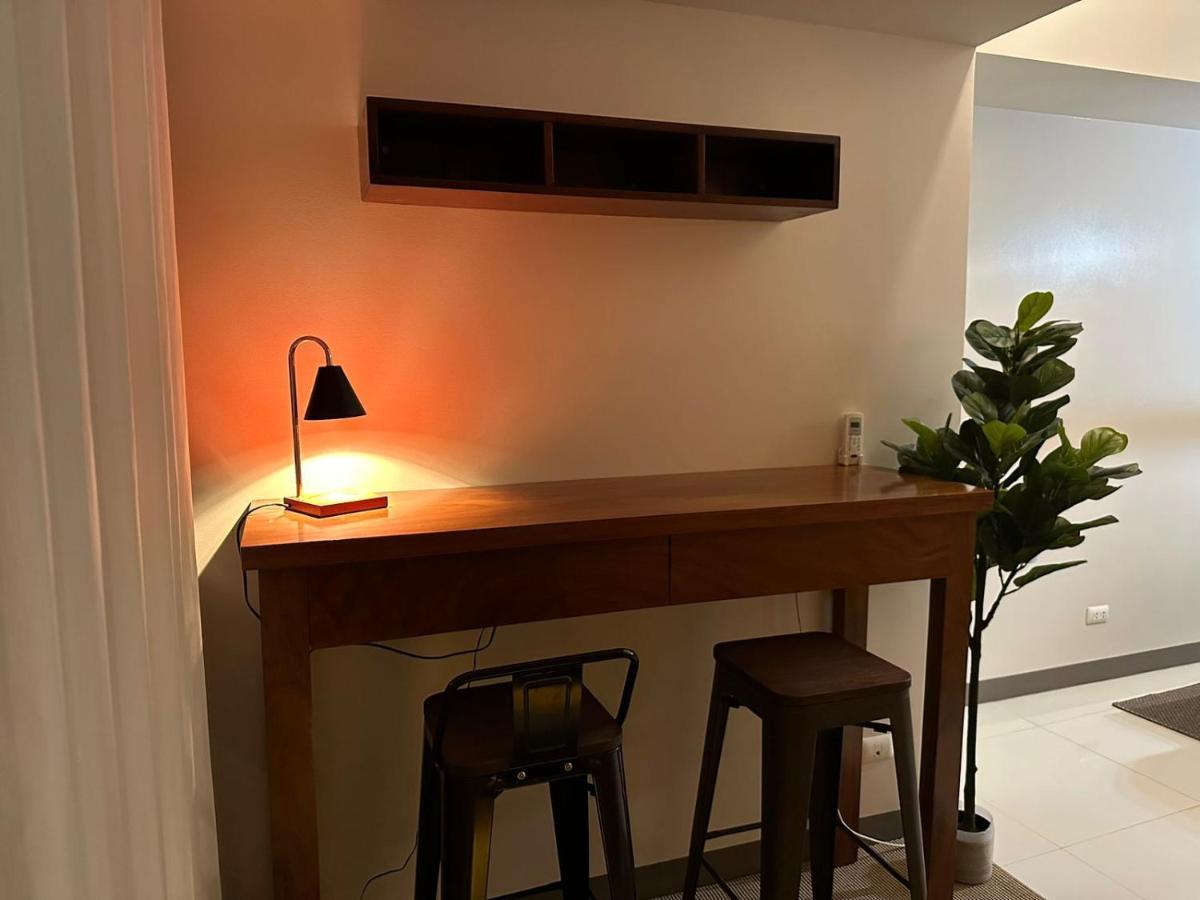 Bgc Uptown Chic & Chill Pad * Manila