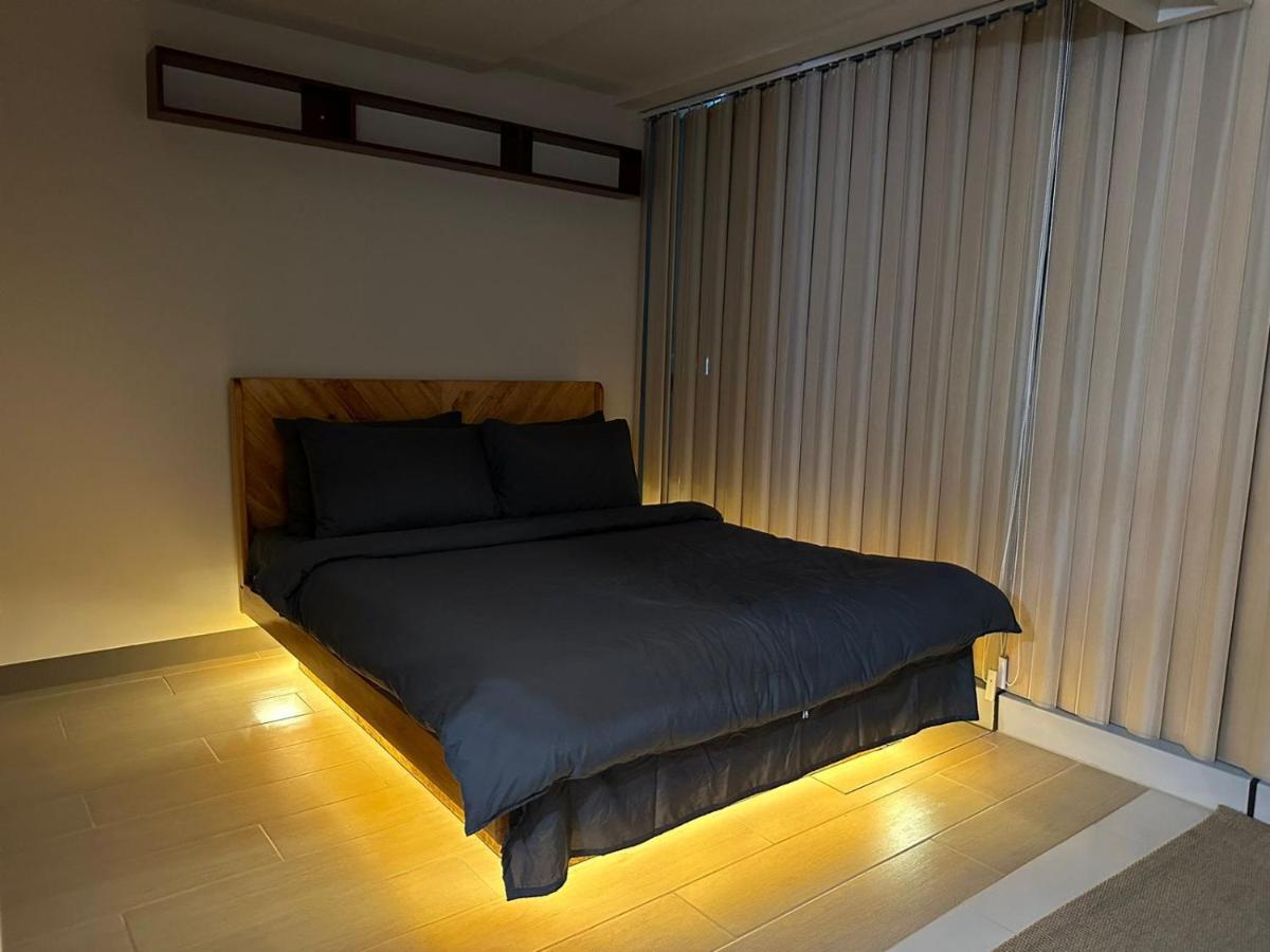 Bgc Uptown Chic & Chill Pad Apartment *