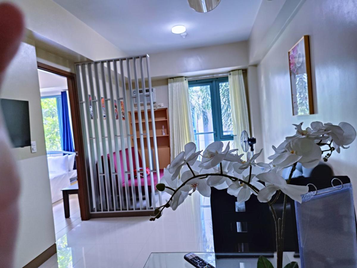Apartamento 1br At Two Palmtree Across Airport Terminal 3 *
