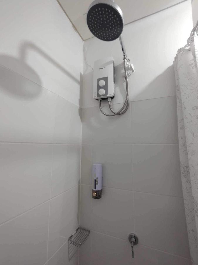 Apartment 1br Unit At The Rochester *