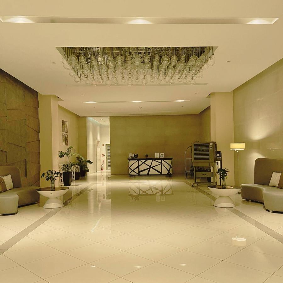 Manhattan Heights Towerb In Araneta Cubao 5mins Walk To Smart Araneta Aparthotel Manila